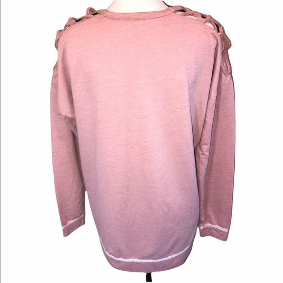 Annabelle Dusty Rose Embroidered Shoulder Cutout Blouse oversized Size Small - Picture 4 of 16